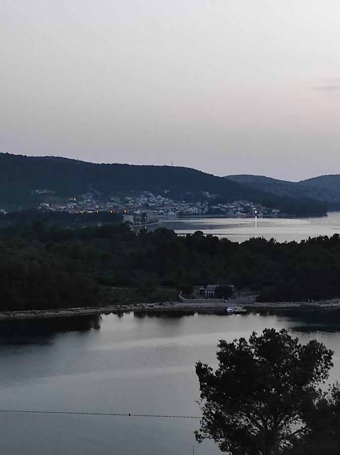 Apartman Lucia Bilice Bagian luar foto